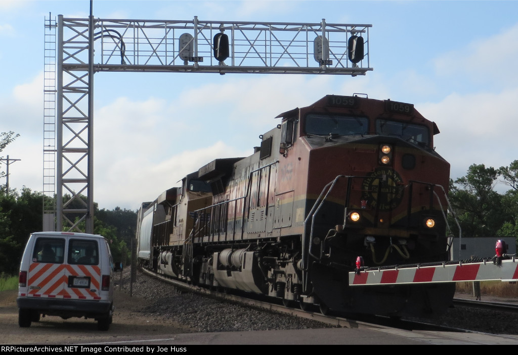 BNSF 1059 West